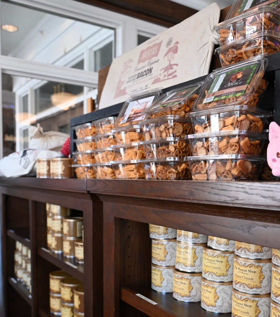 virginia peanuts in cans