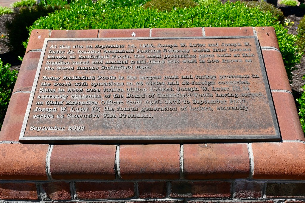 smithfield foods sign