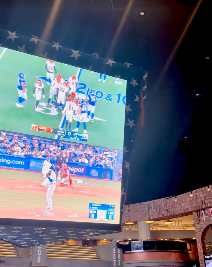 Eating at Sportsbook